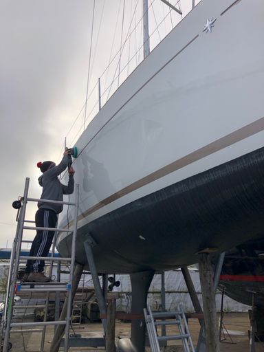 Boat Polishing, clean and shine