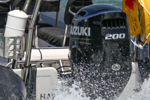 Suzuki Outboard Engine