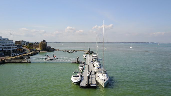 Bavaria yacht sailed to Cowes Marina 